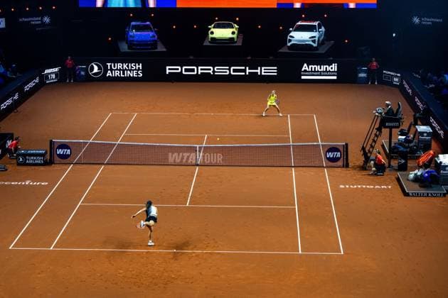 Laura Siegemund Germany vs Iga Swiatek Poland , GER, Porsche Tennis Grand Prix Stuttgart, WTA 500, 15 04 2026 GER, Porsche Tennis Grand Prix Stuttgart, WTA 500, 15 04 2026 Stuttgart Copyright: xEibner-Pressefoto Memmlerx EP_MMR