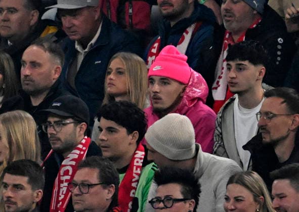 15 04 2026, Soccer UEFA Championsleague 2025 2026 quarterfinal second leg, FC Bayern Munich Real Madrid, in the Allianz Arena Munich, girlfriend of Lennart Karl Bayern Munich , Model Zoe Käpple Germany DFL and DFB regulations prohibit any use of photographs as image sequences and or quasi video