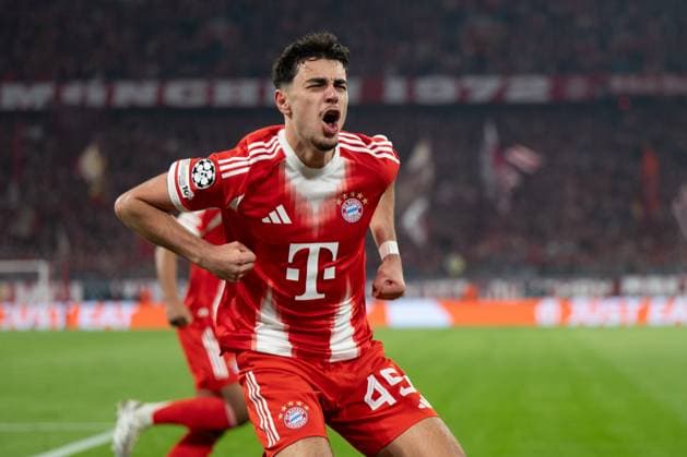 Goal celebration of Alexandar Pavlovic 45 FC Bayern Muenchen celebrates his goal for 1 1, FC Bayern Muenchen vs Real Madrid, Football, Champions League, Quarterfinal, 15 04 2026 Muenchen Bayern Germany Copyright: xkolbert-press MarkusxVerwimpx