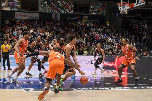 easyCredit Basketball Bundesliga, Matchday 23, Niners Chemnitz Ratiopharm Ulm 15 04 2026 from 20 Copyright: xEHLxMedia MichelxKöhlerx 202602003-Niners Chemnitz-Ratiopharm Ulm_040