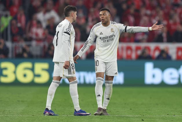 Soccer UEFA Champions League quarter-final second leg FC Bayern Munich Real Madrid on 15 04 2026 at the Allianz Arena in Munich Federico Valverde Madrid , left Kylian Mbappe Madrid , right xJRx