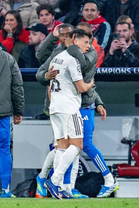 15 04 2026, FC Bayern München vs Real Madrid, UEFA Champions League, quarter-final second leg Goal for 1 2 by Arda Güler Real Madrid, 15 with David Alaba Regulations prohibit any use of photographs as image sequences and or quasi video Copyright: xBahhoxKarax