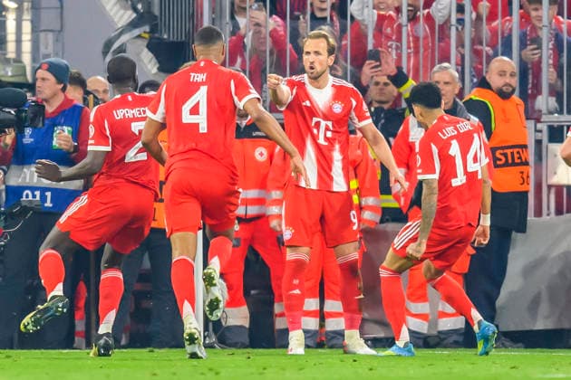 GER, UEFA CL, Quarter-final match 2, FC Bayern Muenchen GER vs Real Madrid ESP 15 04 2026, Allianz Arena, Muenchen, GER, UEFA CL, Quarter-final match 2, FC Bayern Muenchen GER vs Real Madrid ESP , UEFA regulations prohibit any use of photographs as image sequences and or quasi video, in the picture cheering after the goal to 2 2 by Harry Kane FCB 9 with Dayot Upamecano FCB 2 Jonathan Tah FCB 4 Luis Daz FCB 14 nordphotoxGmbHx xStraubmeier nph00004