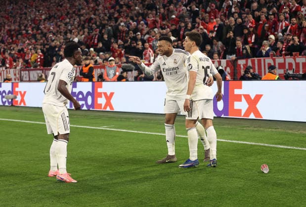 Football, Men, Champions League, 2025 2026 season, FC Bayern Munich Real Madrid, quarter-final second leg, Allianz Arena 2 3 by Kylian Mbappe Real Madrid goal, cheering