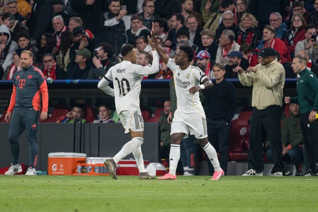 GER, Bavaria, Munich, Fussball, FC Bayern Munich - Real Madrid CF, at the Allianz Arena, Munich, Champions League, Quarter finals, second leg, April 15, 2026, from left: Kylian Mbappe (Real Madrid CF, 10), Vinicius Junior (Real Madrid CF, 7), Torjubel, Freude, Emotionen, Jubel, Feiern, Goal Scored, Celebrate, goal celebration, joy, emotions, celebration, cheering, goal scored, celebrate UEFA regulations prohibit any use of photographs as image sequences and or quasi-video, Munich Allianz Arena Bavaria Germany Copyright: xMichaelxNibelx