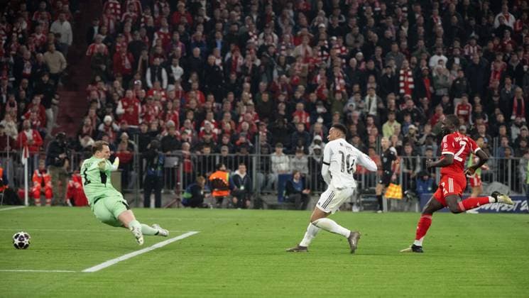 Soccer, Men, 2025 2026 season, Champions League quarter-final, second leg , FC Bayern Munich Real Madrid, Kylian Mbappe M , Real Madrid scores the goal to 2 3 against goalkeeper Manuel Neuer Bayern Munich and Dayot Upamecano Bayern Munich , 15 04 2026, Copyright: xMatthiasxKochx