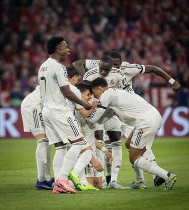 Munich, Germany 15th Apr 2026 Goal celebration Arda Güler Madrid Vinicius Junior Madrid Jude Bellingham Madrid Ferland Mendy Madrid Antonio Rüdiger Madrid FC Bayern Munich Real Madrid 15 04 2026