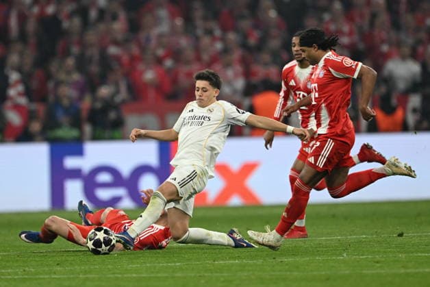 Bayern Munich v Real Madrid - UEFA Champions League Quarter-final MUNICH, GERMANY - APRIL 15: Arda Guler of Real Madrid in action during the UEFA Champions League 2025 26 Quarter-Final Second Leg match between FC Bayern Munich and Real Madrid CF at Football Arena Munich on April 15, 2026 in Munich, Germany. Halil Sagirkaya Anadolu Munich Germany. Editorial use only. Please get in touch for any other usage.  Copyright: x2026xAnadoluxHalilxSagirkayax