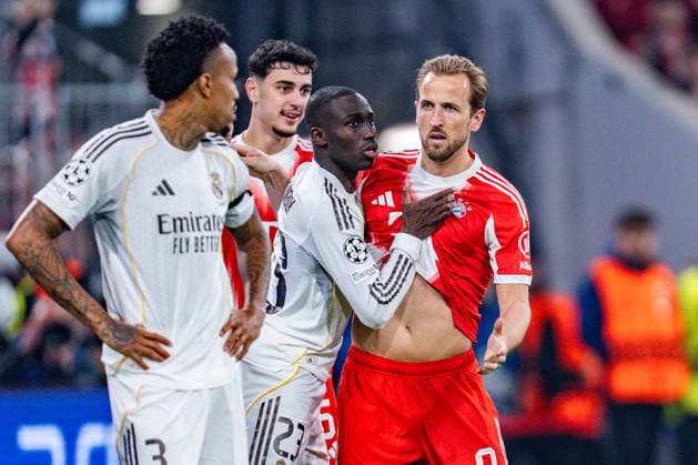 15 04 2026, FC Bayern München vs Real Madrid, UEFA Champions League, quarter-final second leg Harry Kane FC Bayern Muenchen, 9 Ferland Mendy Real Madrid, 23 Regulations prohibit any use of photographs as image sequences and or quasi video Copyright: xBahhoxKarax