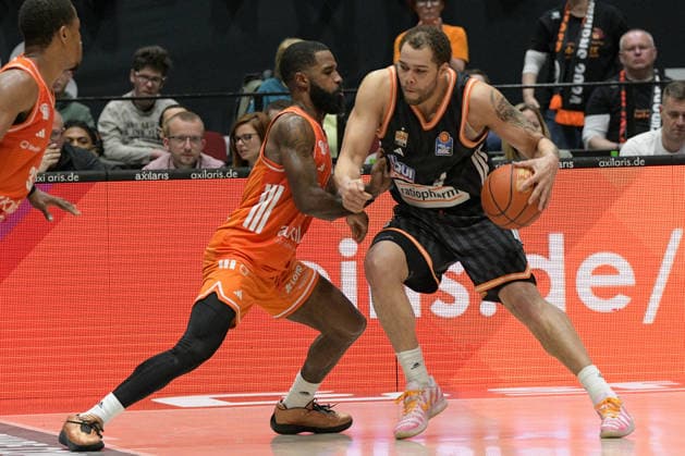 easyCredit Basketball Bundesliga, Matchday 23, Niners Chemnitz Ratiopharm Ulm 15 04 2026 from 20 Copyright: xEHLxMedia MichelxKöhlerx 202602003-Niners Chemnitz-Ratiopharm Ulm_090