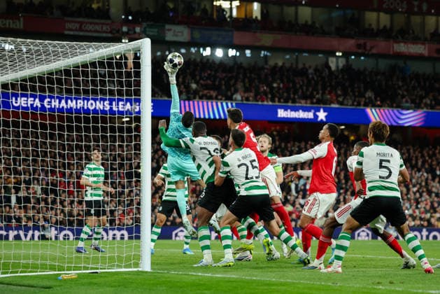 Champions League 2025 26 Quarter Final 2nd Leg Arsenal v Sporting CP Emirates Stadium 15.04.2026 Rui Silva GK of Sporting CP save Champions League 2025 26 Quarter Final 2nd Leg Arsenal v Sporting CP Emirates Stadium 15.04.2026 Photograph By Marc Aspland The Times  Copyright: xMarcxAsplandx NINTCHDBPICT001073766736