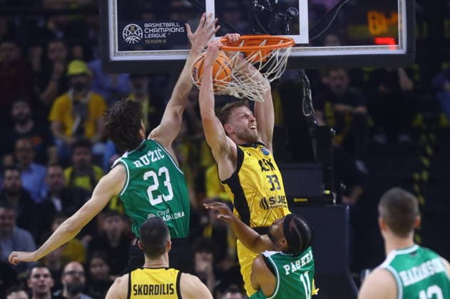 FIBA Basketball Champions League, AEK BC vs Asisa Joventut Quarter Finals - Vasilis Charalampopoulos of AEK BC in action during the FIBA Basketball Champions League Quarter Finals Game 3 basketball match between AEK BC vs Asisa Joventut in Athens, Greece, 15 April 2026. IMAGO ONE INCH PRODUCTIONS ATHENS Greece Copyright: xOnexInchxProductionsx 6934837