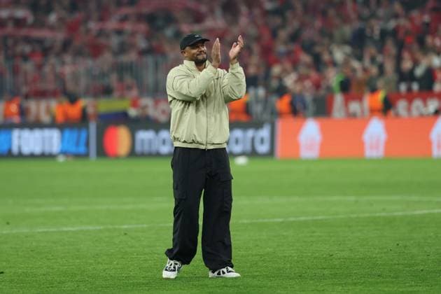 Final cheer, head coach Vincent Kompany FC Bayern Muenchen , FC Bayern Muenchen vs Real Madrid, football, UEFA, Champions League, quarter-final, second leg, 15 04 2026 Muenchen Bayern Germany Copyright: xkolbert-press ChristianxKolbertx