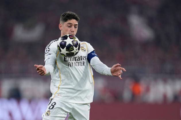 April 15, 2026, Munich, Bavaria, Germany: Federico Valverde of Real Madrid CF in action during the UEFA Champions League 2025 26 Quarter-Final Second Leg match between FC Bayern MoÂ¼nchen and Real Madrid CF at Allianz Arena on April 15, 2026 in Munich, Germany. Munich Germany - ZUMAa181 20260415_zaa_a181_272 Copyright: xDennisxAgyemanx