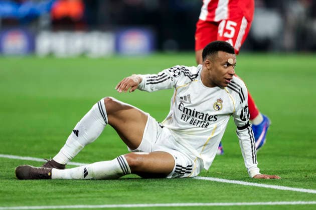 Kylian Mbappe seen during UEFA Champions League quarterfinal game between teams of FC Bayern Munich and Real Madrid CF at Allianz Arena Germany (Grzegorz Wajda Ball Raw Images) Munich Allianz Arena Germany Copyright: xGrzegorzxWajdax grzegorzwajda_uclquarterfinalbayernreal2526__308