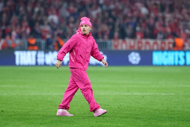 Lennart Karl (FC Bayern Muenchen, 42), GER, FC Bayern Muenchen vs. Real Madrid CF, Fussball, UEFA Champions League, Viertelfinale, Rueckspiel, Saison 2025 2026, 15.04.2026, GER, FC Bayern Muenchen vs. Real Madrid CF, Fussball, UEFA Champions League, Viertelfinale, Rueckspiel, Saison 2025 2026, 15.04.2026 Muenchen *** Lennart Karl FC Bayern Muenchen, 42 , GER, FC Bayern Muenchen vs Real Madrid CF, Football, UEFA Champions League, quarter-final, second leg, 2025 2026 season, 15 04 2026, GER, FC Bayern Muenchen vs Real Madrid CF, Football, UEFA Champions League, quarter-final, second leg, 2025 2026 season, 15 04 2026 Muenchen Copyright: xEibner-Pressefoto JennixMaulx EP_JML