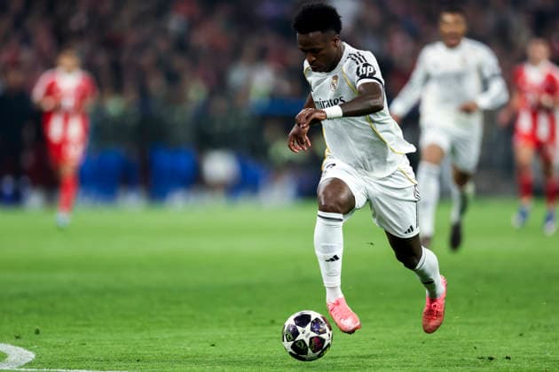 Vinicius Junior seen during UEFA Champions League quarterfinal game between teams of FC Bayern Munich and Real Madrid CF at Allianz Arena Germany (Grzegorz Wajda Ball Raw Images) Munich Allianz Arena Germany Copyright: xGrzegorzxWajdax grzegorzwajda_uclquarterfinalbayernreal2526__375