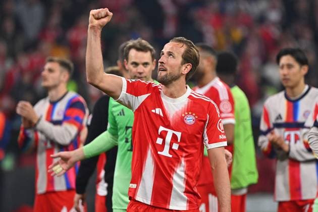 Final cheer Harry KANE Bayern Muenchen ,Cheering,Joy,Enthusiasm, Soccer Champions League,Season 2025 26, Quarterfinal FC Bayern Muenchen Real Madrid on 15 04 2026 A L L I A N Z A R E N A