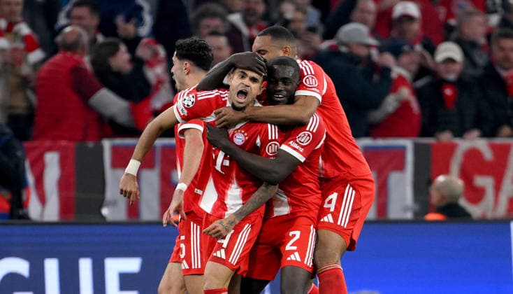FOOTBALL CHAMPIONS LEAGUE SEASON 2025 2026 Quarter-final second leg 15 04 2026 FC Bayern Muenchen Real Madrid FC Bayern Muenchen celebrate after the goal to 3 3, from left , goal scorer Luis Diaz, Dayot Upamecano , Jonathan Tah