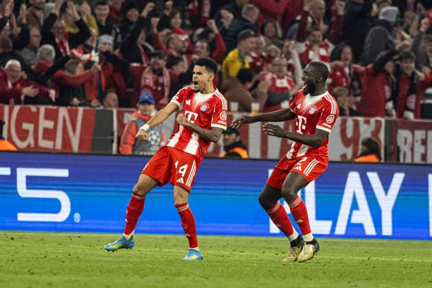 FOOTBALL : Bayer de Munich - Real Madrid - UEFA Champions League - Allianz Arena - 15 04 2026 Joie des joueurs de l equipe de Bayer de Munich apres le but de Luis Diaz 14  Copyright: xelyxandroxcegarrax