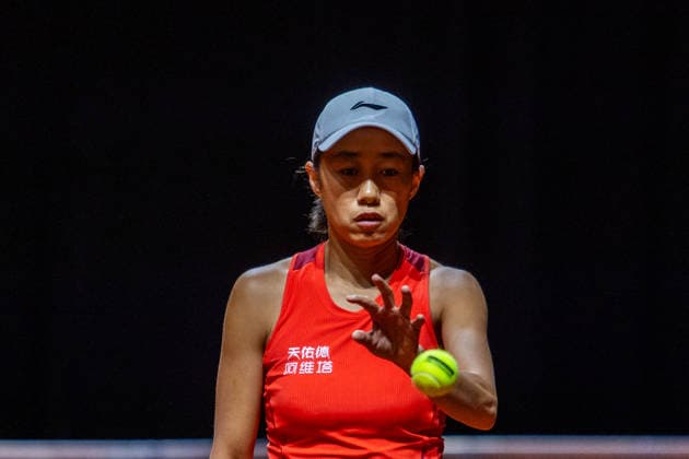 15 04 26 Porsche Tennis Grand Prix Stuttgart Germany, Stuttgart, 15 04 2026, Tennis, Porsche Tennis Grand Prix Stuttgart Shuai Zhang China