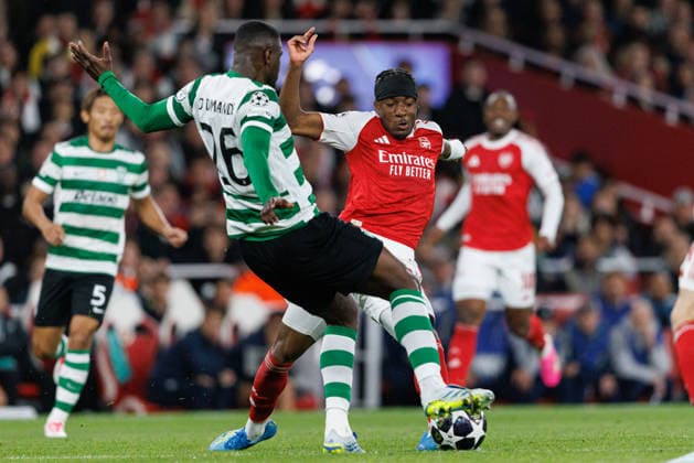 Ousmane Diomande and Eberechi Eze seen during UEFA Champions League quarterfinal game between teams of Arsenal FC and Sporting CP at Emirates Stadium (Maciej Rogowski Ball Raw Images) London Emirates Stadium United Kingdom Copyright: xMaciejxRogowskix MaciejRogowskiArsenalSporting2526217