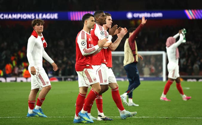 Arsenal players applaud the fans at the Arsenal v Sporting Club Portugal UEFA Champions League match, at the Emirates Stadium, London, UK on 15th April, 2026. 