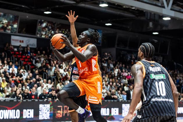 GER, easy Credit Basketball Bundesliga, 23 Spieltag, Niners Chemnitz Ratiopharm Ulm 15 04 2026, Messe, Chemnitz, GER, easy Credit Basketball Bundesliga, 23 Spieltag, Niners Chemnitz Ratiopharm Ulm Aher Uguak Niners Chemnitz, 1 Foto Alexander Trienitz Chemnitz Messe Sachsen Germany