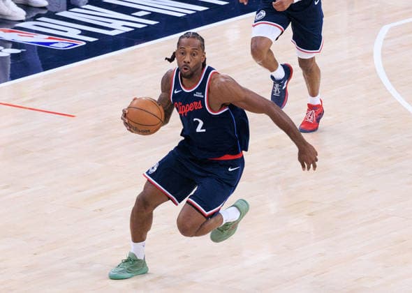 April 15, 2026, Inglewood, California, USA: Kawhi Leonard 2 of the Los Angeles Clippers during an NBA, Basketball Herren, USA Play-In Tournament game against the Golden State Warriors on Wednesday April 15, 2026 at Intuit Dome Arena in Inglewood, California. JAVIER ROJAS PI Inglewood USA - ZUMAp124 20260415_zaa_p124_009 Copyright: xJavierxRojasx