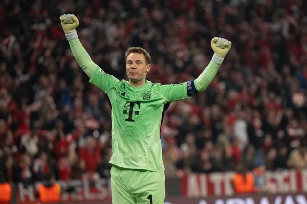 Manuel Neuer 1 FC Bayern Muenchen cheers after the final whistle, FC Bayern Muenchen vs Real Madrid, Football, Champions League, Quarterfinal, 15 04 2026 Muenchen Bayern Germany Copyright: xkolbert-press MarkusxVerwimpx