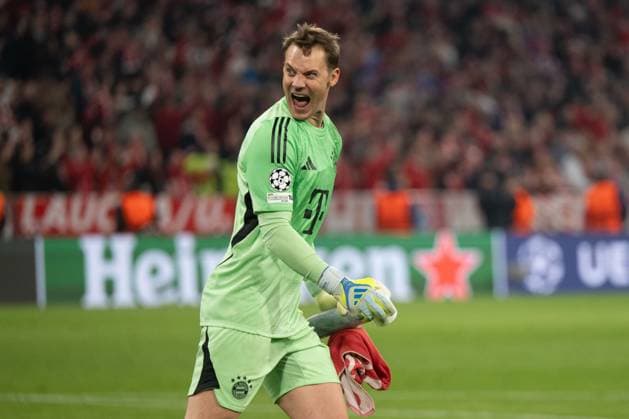 Manuel Neuer 1 FC Bayern Muenchen cheers after the final whistle, FC Bayern Muenchen vs Real Madrid, Football, Champions League, Quarterfinal, 15 04 2026 Muenchen Bayern Germany Copyright: xkolbert-press MarkusxVerwimpx