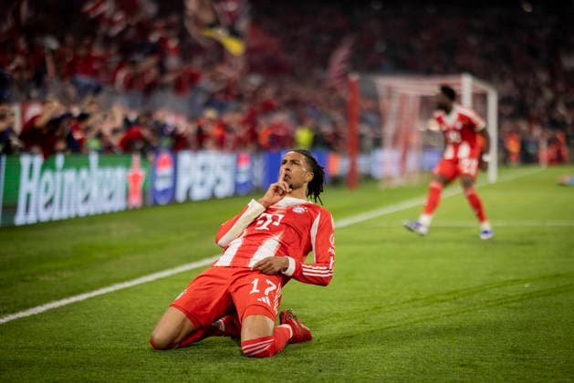 Munich, Germany 15th Apr 2026 Goal celebration Michael Olise FCB FC Bayern Munich Real Madrid 15 04 2026