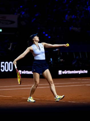 Eva Lys Germany in the picture on the ball, Eva Lys Germany vs Elina Svitolina Ukraine , Round 2, GER, Porsche Tennis Grand Prix Stuttgart, WTA 500, 15 04 2026 GER, Porsche Tennis Grand Prix Stuttgart, WTA 500, 15 04 2026 Stuttgart Copyright: xEibner-Pressefoto Memmlerx EP_MMR