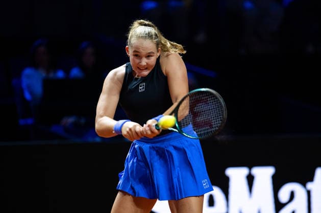 Mirra Andreeva Russia in the picture, Jelena Ostapenko Latvia vs Mirra Andreeva Russia , 1 round, GER, Porsche Tennis Grand Prix Stuttgart, WTA 500, 15 04 2026 GER, Porsche Tennis Grand Prix Stuttgart, WTA 500, 15 04 2026 Stuttgart Copyright: xEibner-Pressefoto Memmlerx EP_MMR