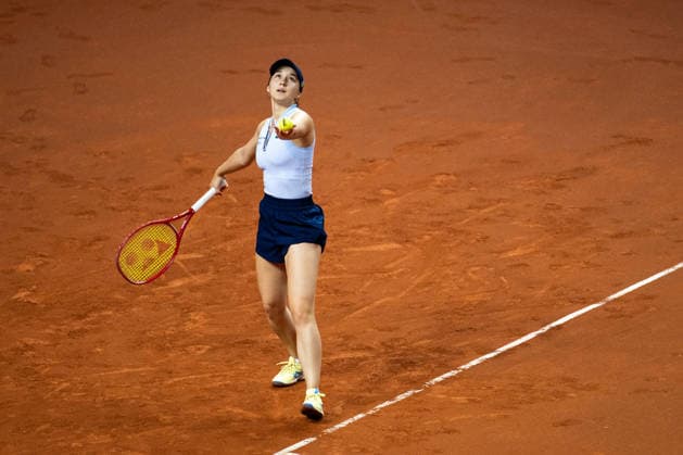Eva Lys Germany in the picture on the ball, Eva Lys Germany vs Elina Svitolina Ukraine , Round 2, GER, Porsche Tennis Grand Prix Stuttgart, WTA 500, 15 04 2026 GER, Porsche Tennis Grand Prix Stuttgart, WTA 500, 15 04 2026 Stuttgart Copyright: xEibner-Pressefoto Memmlerx EP_MMR