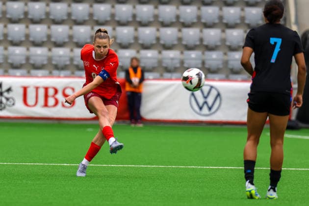 Football Europe UEFA U19 European Championship Women 2026 Qualification, 15 04 2026 Switzerland U19 Women vs England U19 Women Stadium Tissot Arena Biel Bienne, Switzerland Giulia Looser Switzerland, 8 Biel Bienne Tissot Arena Bern Switzerland Copyright: xAmiirxAmedjouax