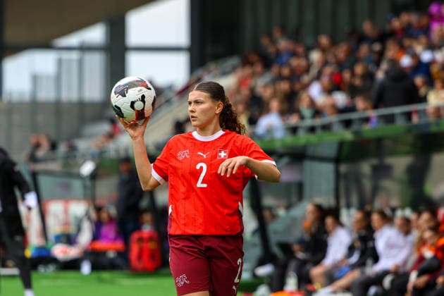 Football Europe UEFA U19 European Championship Women 2026 Qualification, 15 04 2026 Switzerland U19 Women vs England U19 Women Stadium Tissot Arena Biel Bienne, Switzerland Chiara Wallin Switzerland, 2 Biel Bienne Tissot Arena Bern Switzerland Copyright: xAmiirxAmedjouax
