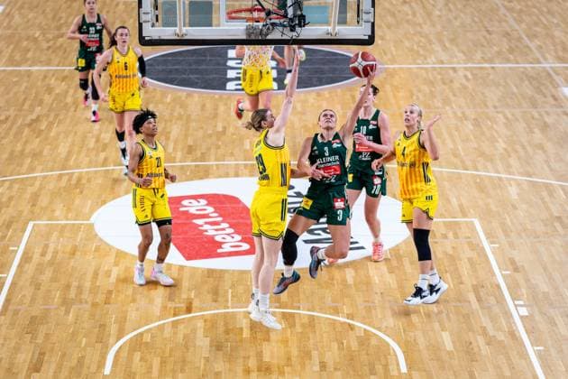 Basketball Berlin 15 04 2026 DBBL 1 Bundesliga Season 2025 2026 Playoffs Semifinal Game 3 Alba Berlin Rutronik Stars Keltern Alexandra Wilke Keltern, No 03 Alina Hartmann Alba, No 29