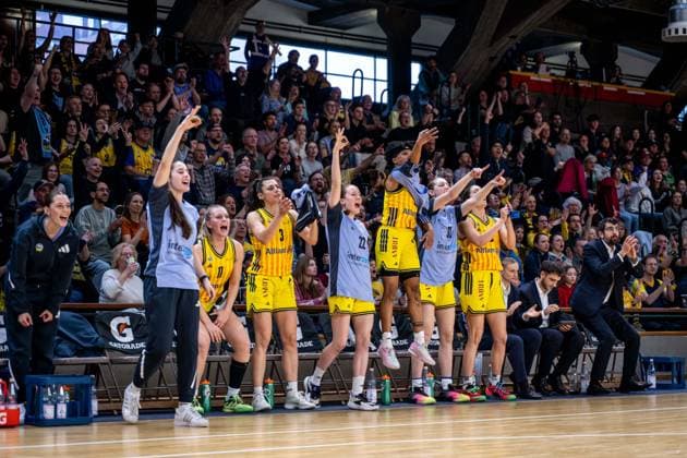 Basketball Berlin 15 04 2026 DBBL 1 Bundesliga Season 2025 2026 Playoffs Semifinal Game 3 Alba Berlin Rutronik Stars Keltern Cheers Alba