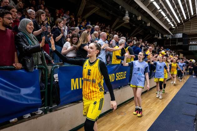 Basketball Berlin 15 04 2026 DBBL 1 Bundesliga Season 2025 2026 Playoffs Semifinal Game 3 Alba Berlin Rutronik Stars Keltern Alba players with fans Lilli Schultze Alba, No 16