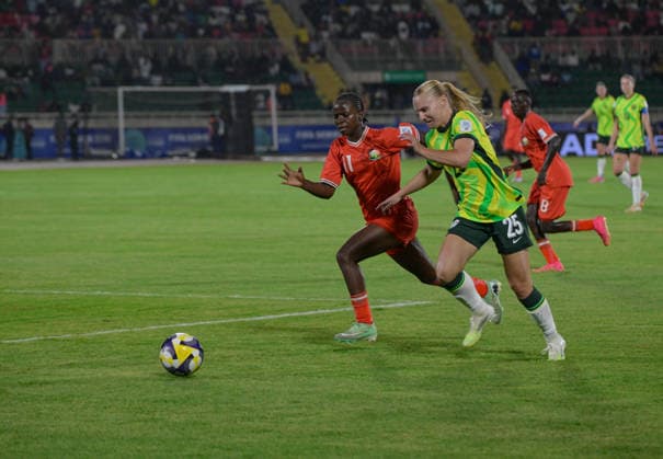 (260416) -- NAIROBI, April 16, 2026 -- Ann Norah (L) of Kenya vies with Holly McNamara of Australia during the FIFA Women s Series 2026 final football match between Australia and Kenya at Nyayo National Stadium in Nairobi, Kenya, on April 15, 2026. ) (SP)KENYA-NAIROBI-FOOTBALL-FIFA SERIES-AUSTRALIA VS KENYA YangxGuang 