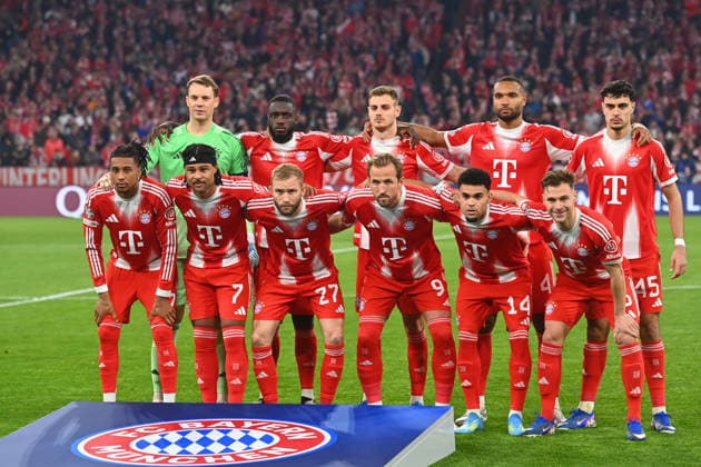 Team photo,Team,Team,Team photo hi v li Harry KANE Bayern Muenchen ,Dayot UPAMECANO Bayern Muenchen ,Josip STANISIC Bayern Muenchen ,Jonathan TAH Bayern Muenchen ,Aleksandar PAVLOVIC Bayern Muenchen , front v li Michael OLISE Bayern Muenchen ,Serge GNABRY FC Bayern Muenchen ,Konrad LAIMER Bayern Muenchen ,Harry KANE Bayern Muenchen ,Luis DIAZ Bayern Muenchen ,Joshua KIMMICH Bayern Muenchen Soccer Champions League,Season 2025 26, Quarter Final FC Bayern Muenchen Real Madrid 4 3 on 15 04 2026 A L L I A N Z A R E N A