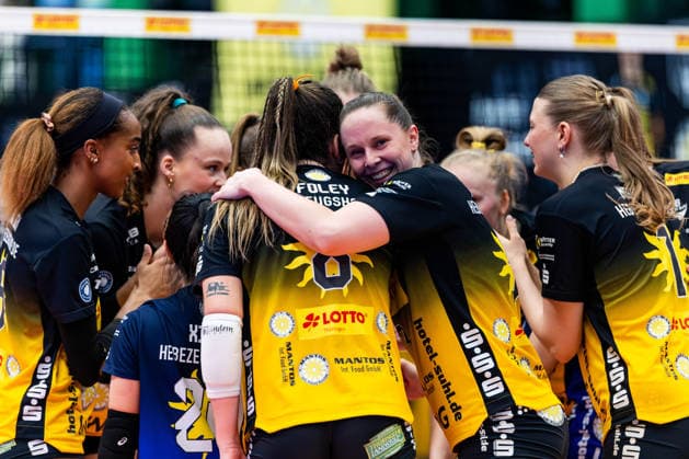 15 04 2026, GER, Volleyball, 1 Bl, Women, Season 25 26, Final PlayOff Best of 5 , VfB 91 Suhl Lotto Thueringen Dresdner SC VfB Suhl wins the home match in 3 0 sets against Dresdner SC, with in the picture Lara Nagels VfB 91 Suhl Lotto Thueringen 98527 Suhl Sporthalle Wolfsgrube Thüringen Germany