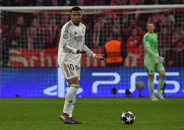 15 04 2026, Allianz Arena, Munich, Champions League, FC Bayern Munich vs Real Madrid , in the picture Kylian Mbappe Madrid Photo by Midori Ikenouchi Hasan Bratic DeFodi Images