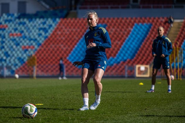 260416 Stina Blackstenius of the Swedish women s national football team during a training session on April 16, 2026 in Gothenburg Photo Mathias Bergeld BILDBYRAN code MB MB1364 fotboll football soccer fotball vm kval kval fifa womens world cup qualifier qualifier träning practice training sverige sweden dam bbeng women kvinner  Copyright: MATHIASxBERGELD BB260416MB021