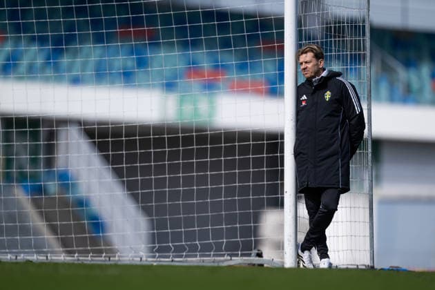 260416 Head coach Tony Gustavsson of the Swedish women s national football team during a training session on April 16, 2026 in Gothenburg Photo Mathias Bergeld BILDBYRAN code MB MB1364 fotboll football soccer fotball vm kval kval fifa womens world cup qualifier qualifier träning practice training sverige sweden dam bbeng women kvinner  Copyright: MATHIASxBERGELD BB260416MB049