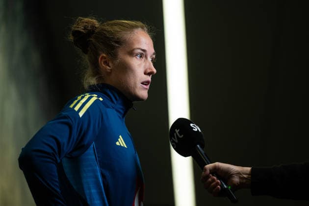 260416 Filippa Angeldahl of Sweden of the Swedish women s national football team is interviewed in the mixed zone on April 16, 2026 in Gothenburg Photo Mathias Bergeld BILDBYRAN kod MB MB1364 fotboll football soccer fotball vm kval kval fifa womens world cup qualifier qualifier intervju interview sverige sweden dam bbeng women kvinner  Copyright: MATHIASxBERGELD BB260416MB061