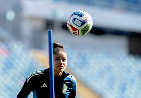 GOTHENBURG 20260416 Felicia Schröder during Monday s training at Ullevi in Gothenburg ahead of Saturday s World Cup qualifying match against Serbia at the National Arena in Stockholm GÖTEBORG SWEDEN x9200x  Copyright: xAdamxIhse TTx TRAINING WOMEN S NATIONAL TEAM WORLD CUP QUALIFYING AGAINST SERBIA