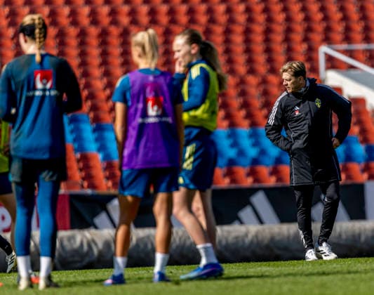GOTHENBURG 20260416 National team captain Tony Gustafsson during Monday s training at Ullevi in Gothenburg ahead of Saturday s World Cup qualifying match against Serbia at the National Arena in Stockholm GÖTEBORG SWEDEN x9200x  Copyright: xAdamxIhse TTx TRAINING WOMEN S NATIONAL TEAM WORLD CUP QUALIFYING AGAINST SERBIA