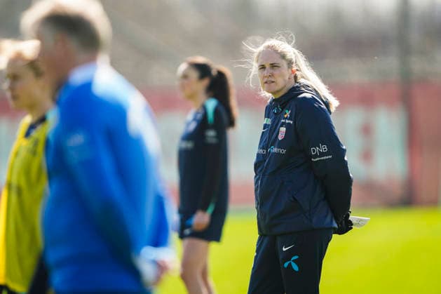 The women s national team is preparing for the World Cup qualifier against Slovenia Lillestrom 20260416 Coach Gemma Grainger during the training of the women s national football team at Vigernesjordet in Lillestrom before the World Cup qualification against Slovenia Photo Amanda Pedersen Giske NTB Lillestrom Norway EDITORIAL USE ONLY RESTRICTED USE FOR BETTING COMPANIES  Copyright: xAmandaxPedersenxGiskexx xNTBx